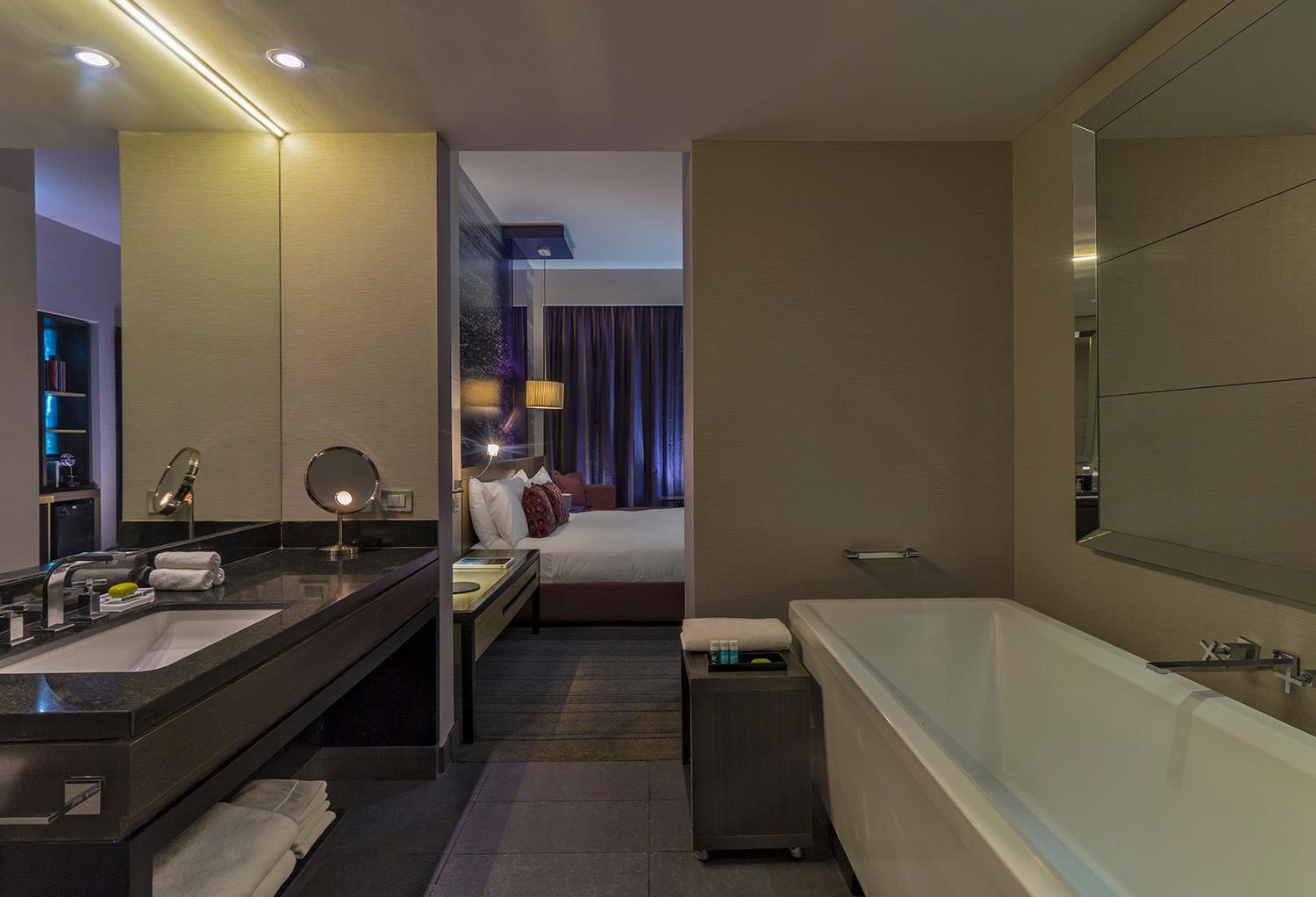 Habitación Spectacular con balcón y vistas a la ciudad - Cama extragrande